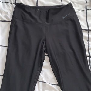 Nike Dri-Fir Black Leggings Capri Length